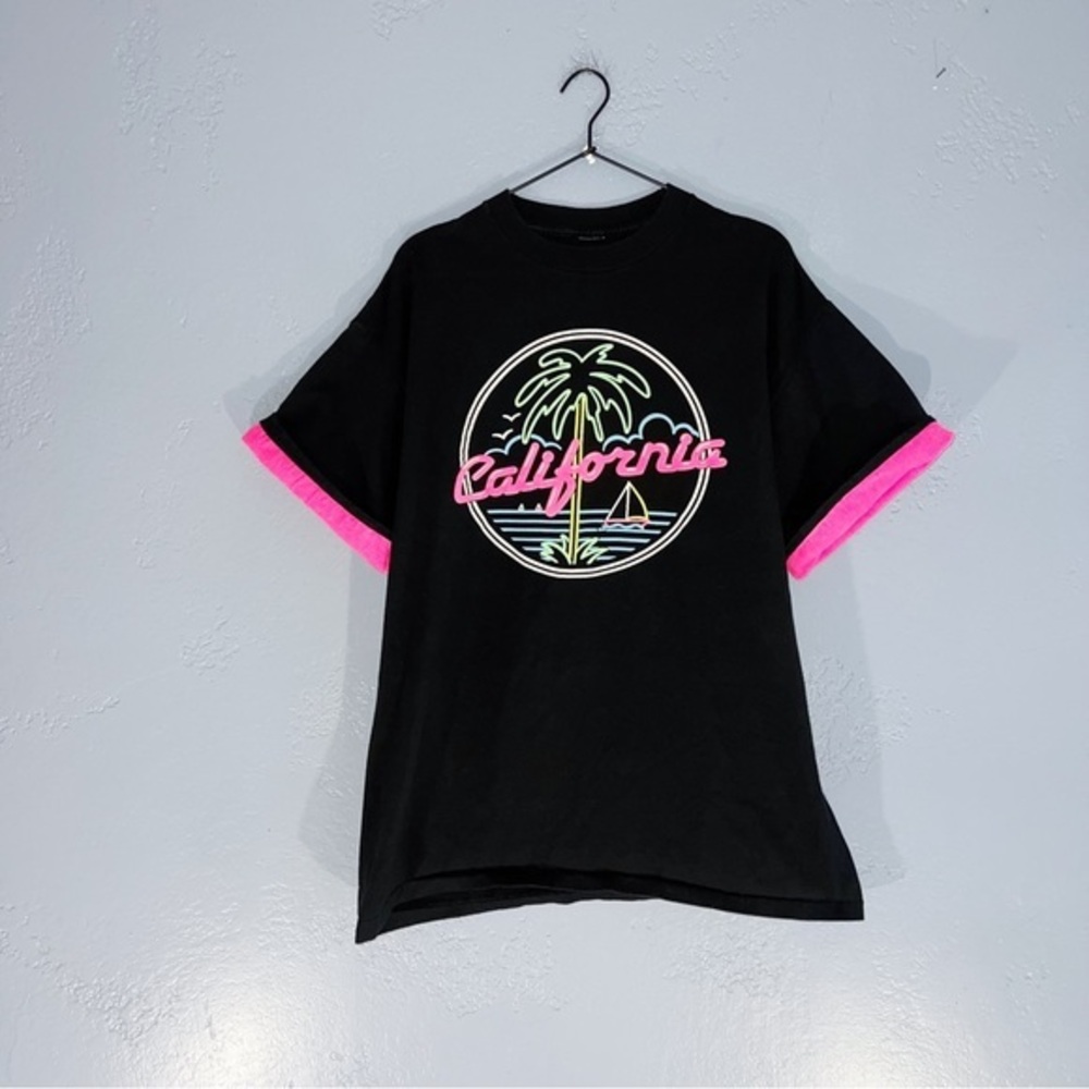 Vintage 80’s roll cuff style shirt sleeve California T-Shirt